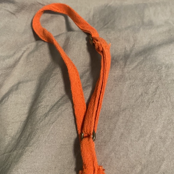 Baby doll ruffle bottom top. - Picture 3 of 6